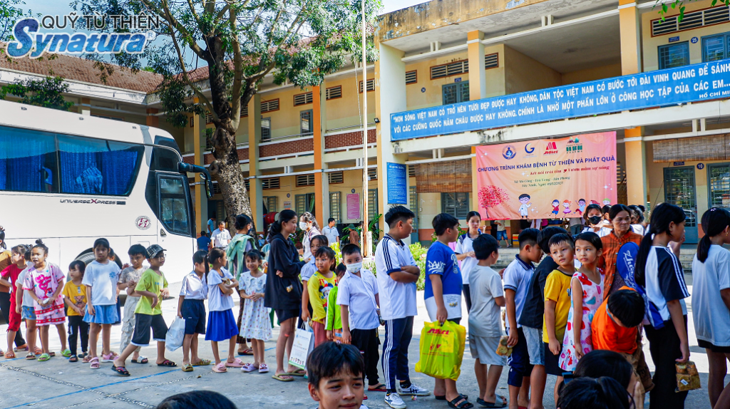 HÀNH TRÌNH KẾT NỐI TRÁI TIM CÙNG NHỮNG THIÊN THẦN ÁO TRẮNG ĐẾN VỚI TRẺ EM VÙNG KHÓ KHĂN Ở TÂY NINH 4 HÀNH TRÌNH KẾT NỐI TRÁI TIM CÙNG NHỮNG THIÊN THẦN ÁO TRẮNG ĐẾN VỚI TRẺ EM VÙNG KHÓ KHĂN Ở TÂY NINH