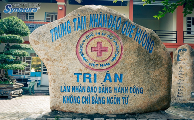 QUỸ TỪ THIỆN SYNATURA  VUI TẾT TRUNG THU CÙNG CÁC EM NHỎ Ở  TRUNG TÂM NHÂN ĐẠO QUÊ HƯƠNG