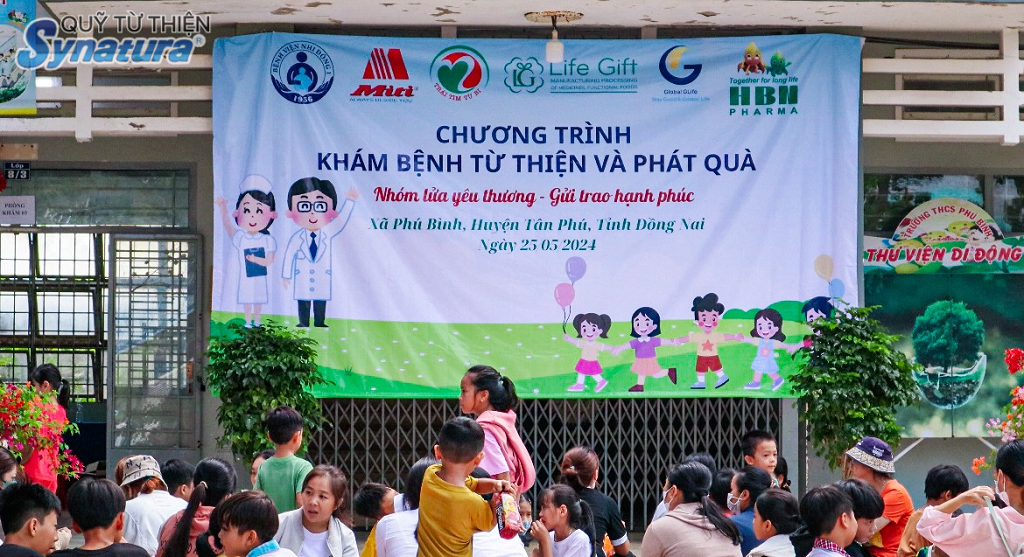 QUỸ TỪ THIỆN SYNATURA - CHƯƠNG TRÌNH KHÁM BỆNH VÀ PHÁT QUÀ TẠI XÃ PHÚ BÌNH, TÂN PHÚ, ĐỒNG NAI 125 QUỸ TỪ THIỆN SYNATURA - CHƯƠNG TRÌNH KHÁM BỆNH VÀ PHÁT QUÀ TẠI XÃ PHÚ BÌNH, TÂN PHÚ, ĐỒNG NAI