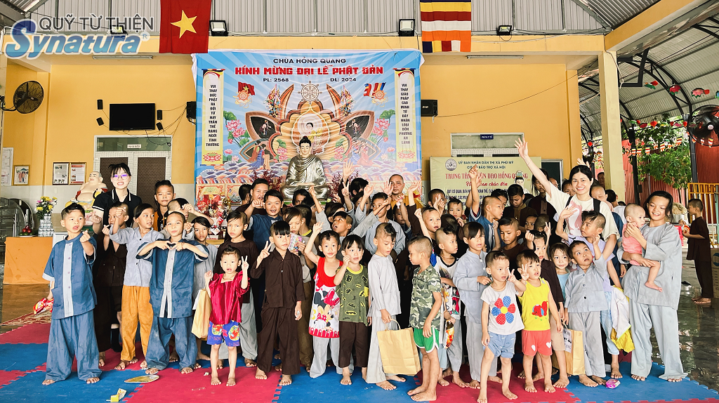 QUỸ TỪ THIỆN SYNATURA – VÌ MỘT THẾ HỆ TƯƠI SÁNG 132 QUỸ TỪ THIỆN SYNATURA – VÌ MỘT THẾ HỆ TƯƠI SÁNG