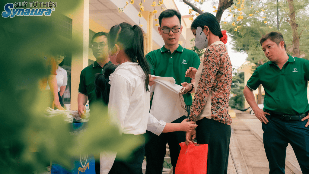 SYNATURA - MỘT NGÀY Ở PHÚ HỮU - KHI CHĂM SÓC SỨC KHỎE LÀ MỘT LỜI TRI ÂN 4 SYNATURA - MỘT NGÀY Ở PHÚ HỮU - KHI CHĂM SÓC SỨC KHỎE LÀ MỘT LỜI TRI ÂN